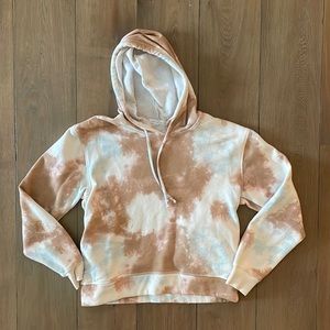 Socialite Tye-Dye Hoodie Sweatshirt- size M